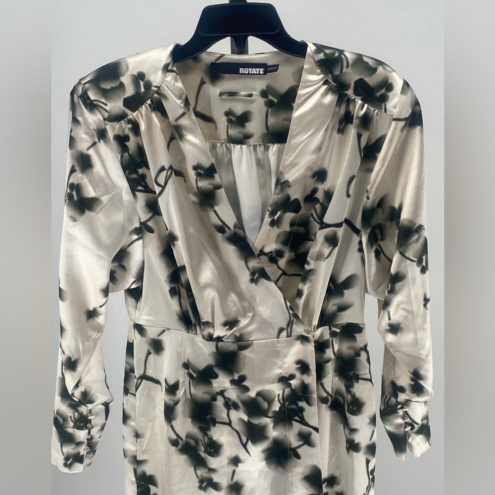 Rotate Birger Christensen abstract floral-print satin wrap dress NWOTS(No Belt) - Picture 5 of 10